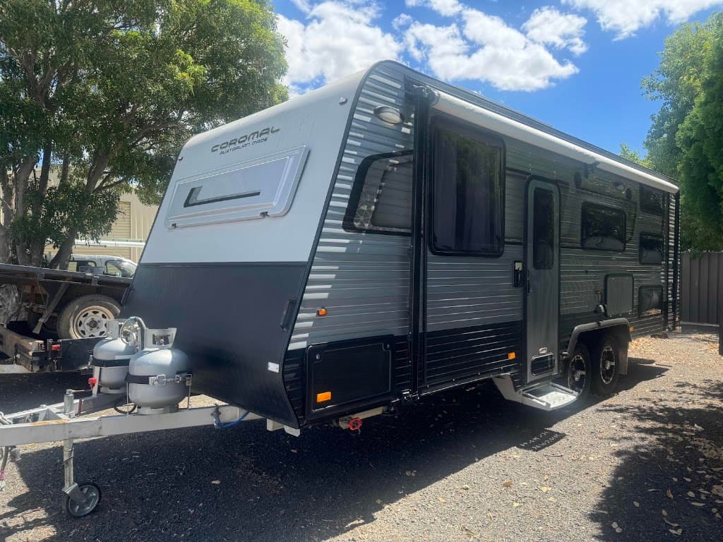 B & C Caravan Service