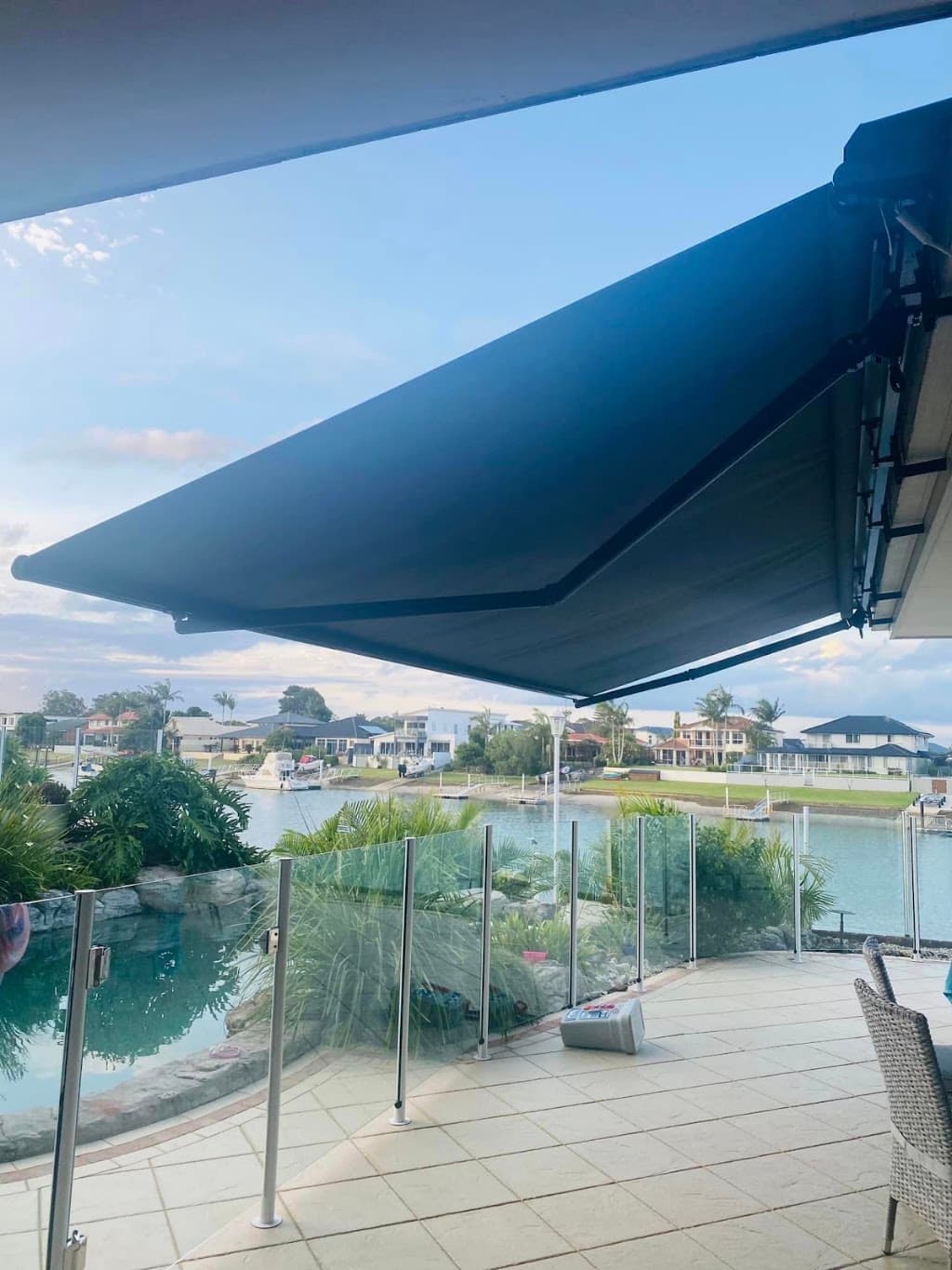 Seaside Blinds & Awnings
