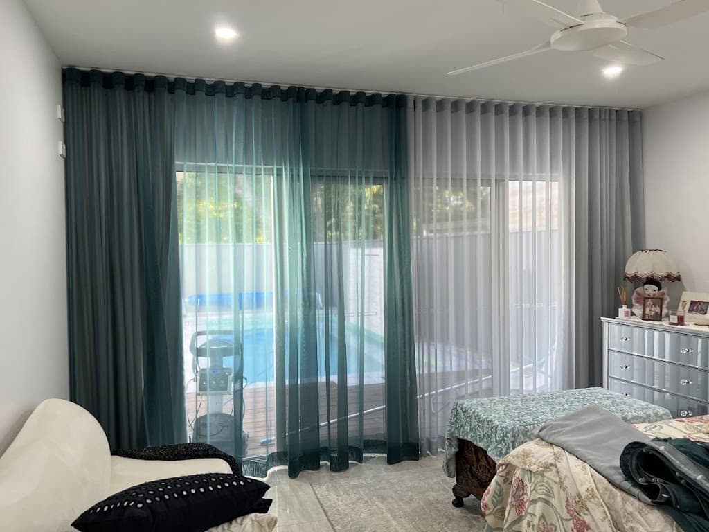 Cairns Curtains & Blinds