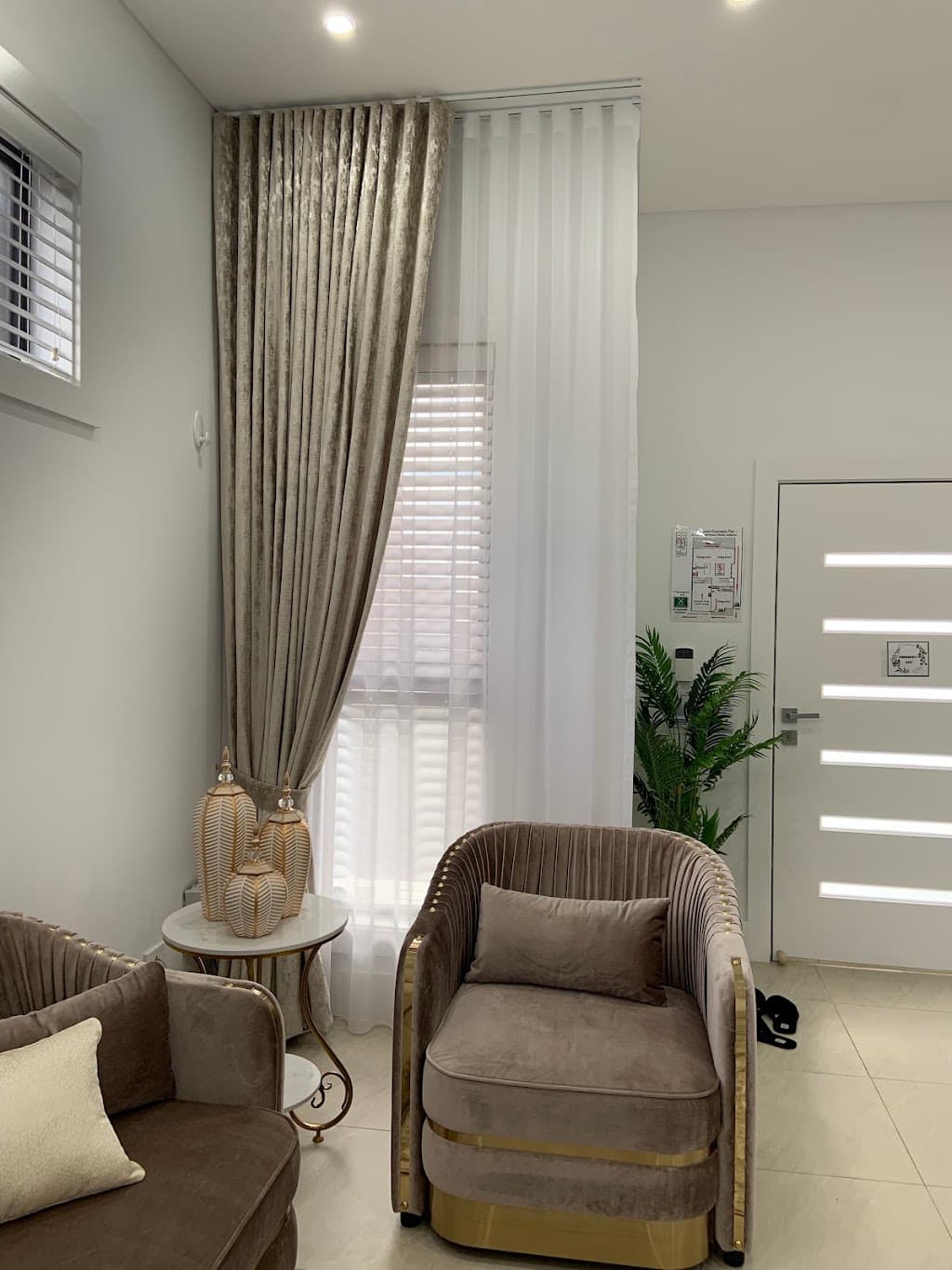 Bespoke Curtains & Blinds - Custom Made Curtains