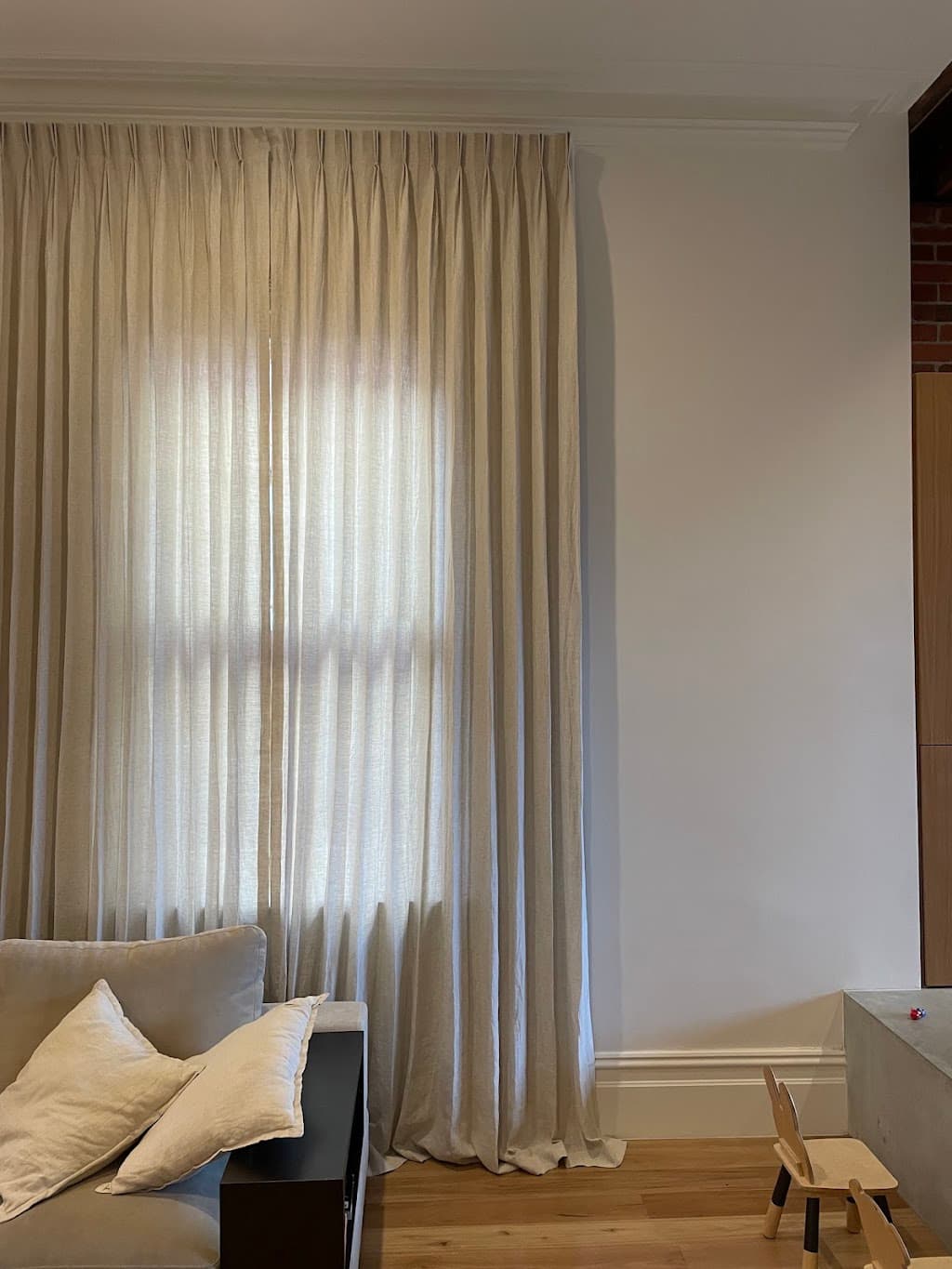 Curtain City